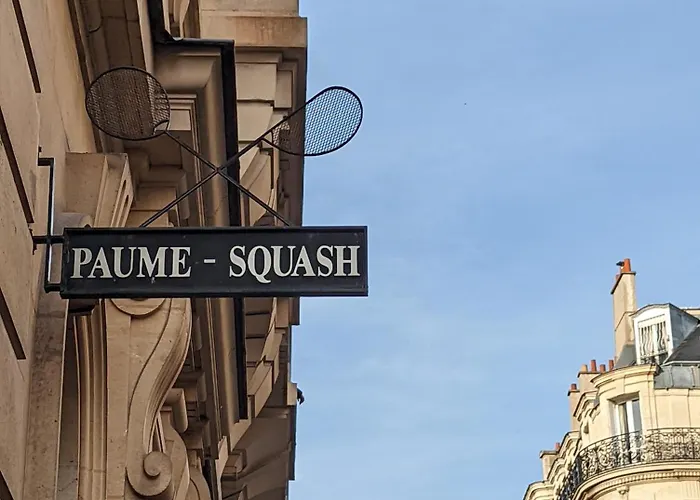 Les Suites Cinabre Parijs